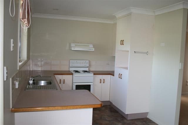 64 Middle Street, CHINCHILLA QLD 4413, Chinchilla - Thumbnail 4