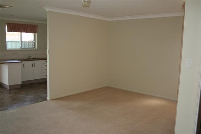 64 Middle Street, CHINCHILLA QLD 4413, Chinchilla - Thumbnail 6