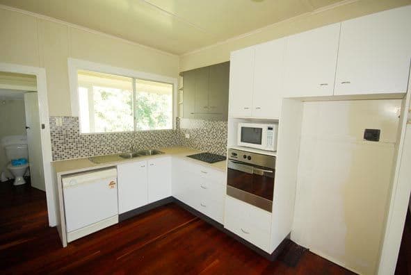 22 Cathne Street, YEPPOON QLD 4703, Yeppoon - Thumbnail 3