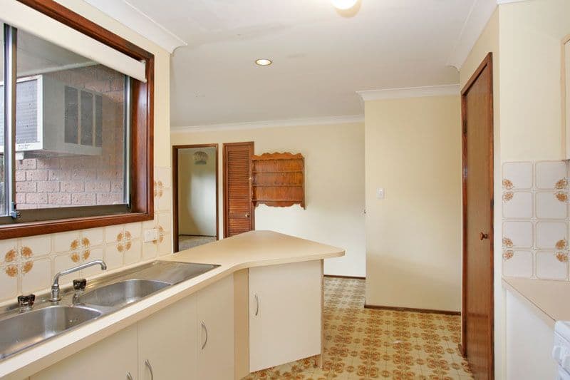 4 Kywong Close, BATEAU BAY NSW 2261, Bateau Bay - Thumbnail 5
