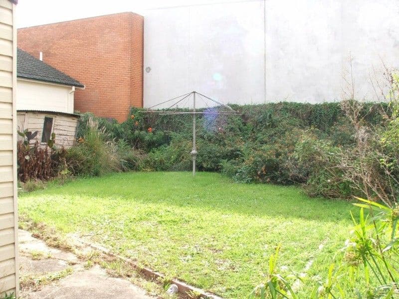 35 East Street, GRANVILLE NSW 2142, Granville - Thumbnail 2