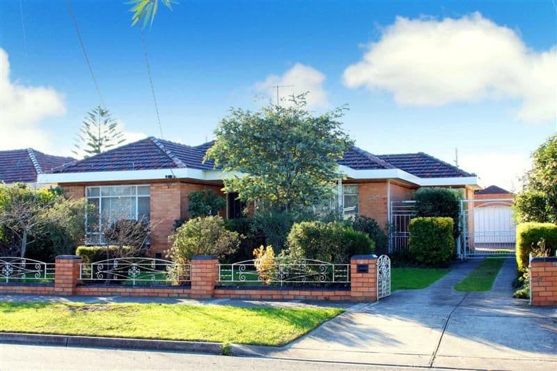 4 Ryan Court, SUNSHINE VIC 3020, Sunshine - Thumbnail 2