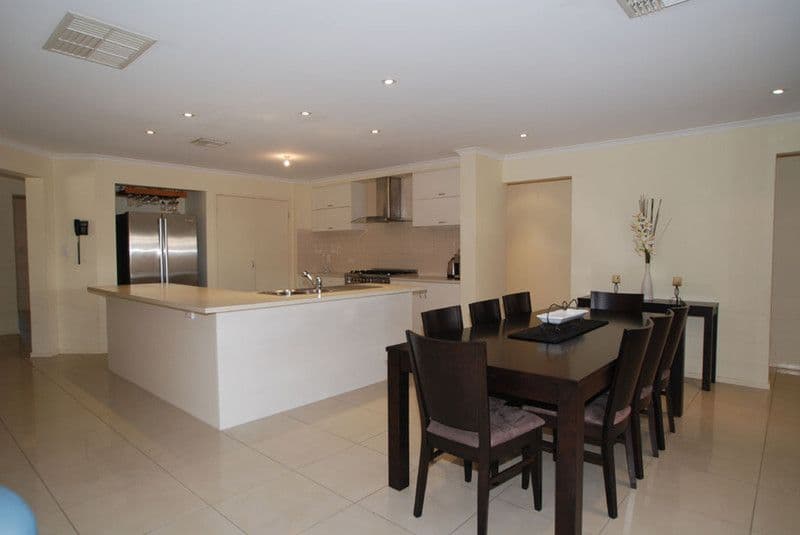 12 Barracoota Crescent, ALDINGA BEACH SA 5173, Aldinga Beach - Thumbnail 6