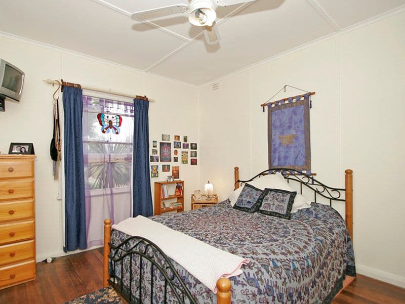 11 Keirana Avenue, PORT NOARLUNGA SA 5167, Port Noarlunga - Thumbnail 5
