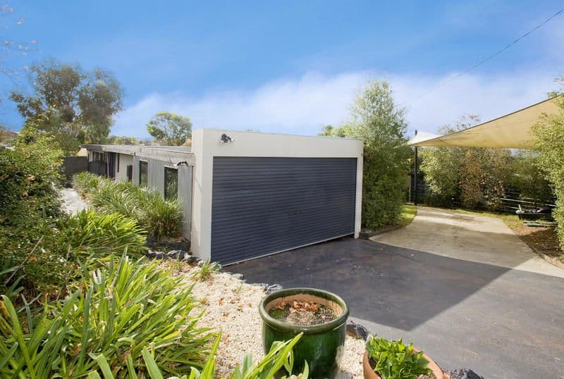 232 Roslyn Road, HIGHTON VIC 3216, Highton - Image 1