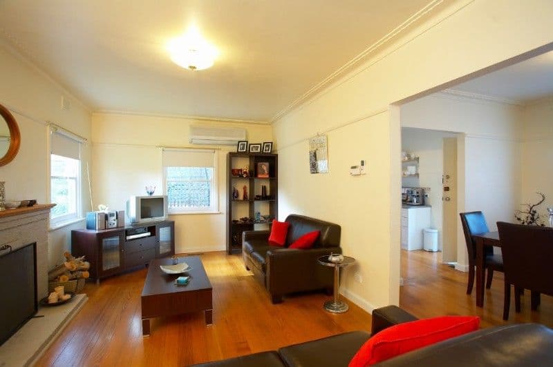 56 John Street, ELTHAM VIC 3095, Eltham - Thumbnail 2
