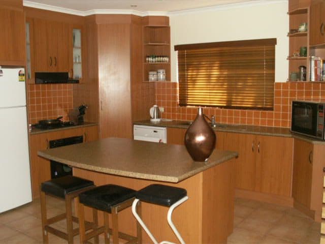 8 Clough Place, ALICE SPRINGS NT 0870, Alice Springs - Thumbnail 2