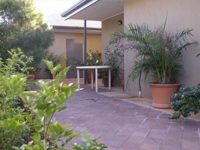 8 Clough Place, ALICE SPRINGS NT 0870, Alice Springs - Thumbnail 4
