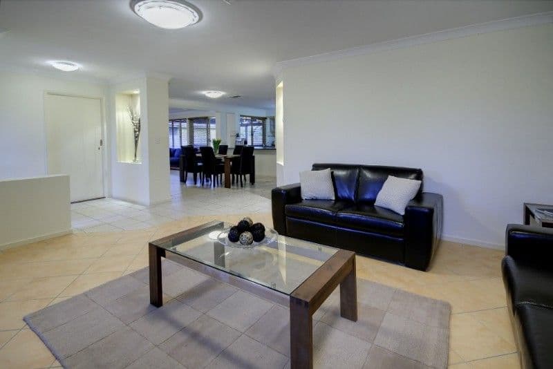 12 Emerald Place, RUNCORN QLD 4113, Runcorn - Thumbnail 3