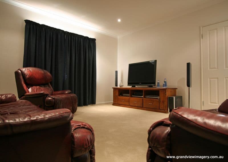 240 Eliza Shaw Drive, WHITE PEAK WA 6532, White Peak - Thumbnail 2