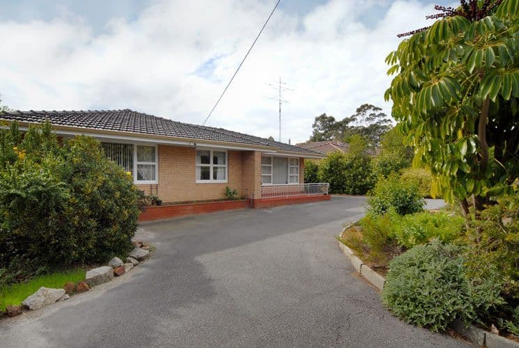 26 Temby Avenue, KALAMUNDA WA 6076, Kalamunda - Thumbnail 3