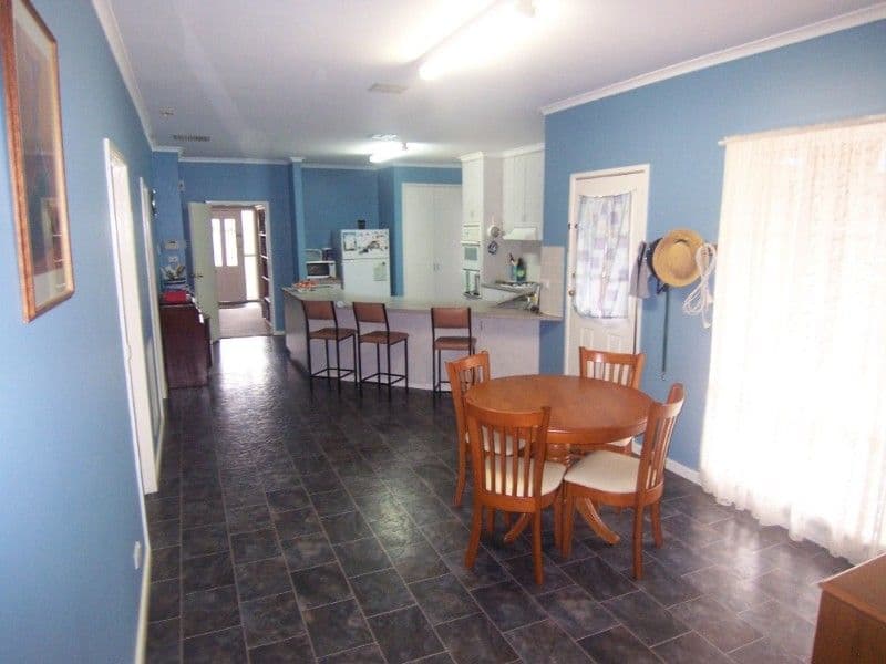 10 Maxwell Drive, GOLDEN SQUARE VIC 3555, Golden Square - Thumbnail 3
