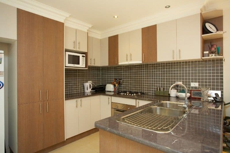 11 Richards Avenue, WATSONIA VIC 3087, Watsonia - Thumbnail 2