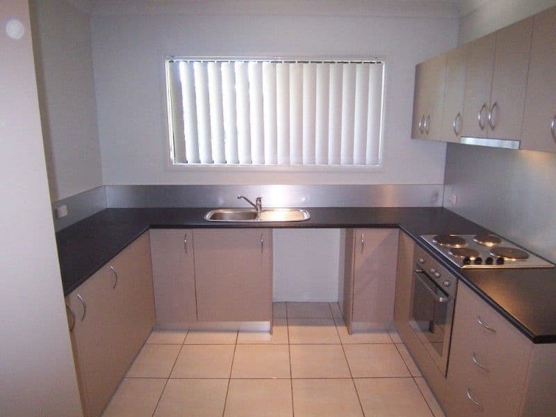 20 Rosewall Street, UPPER MOUNT GRAVATT QLD 4122, Upper Mount Gravatt - Thumbnail 4