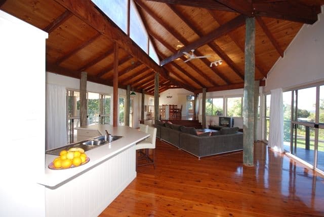 15 Pacific View Drive, TINBEERWAH QLD 4563, Tinbeerwah - Thumbnail 2