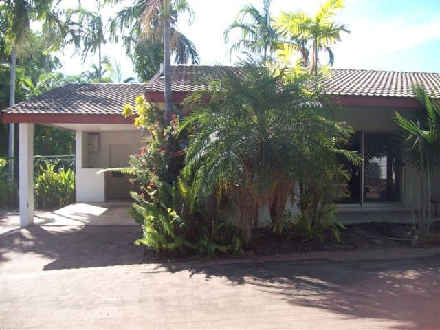 1/7  Livistonia, KARAMA NT 0812, Karama - Image 1