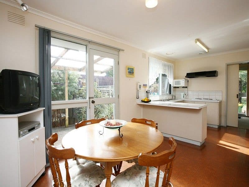 9 Young Street, BEACONSFIELD UPPER VIC 3808, Beaconsfield Upper - Thumbnail 4