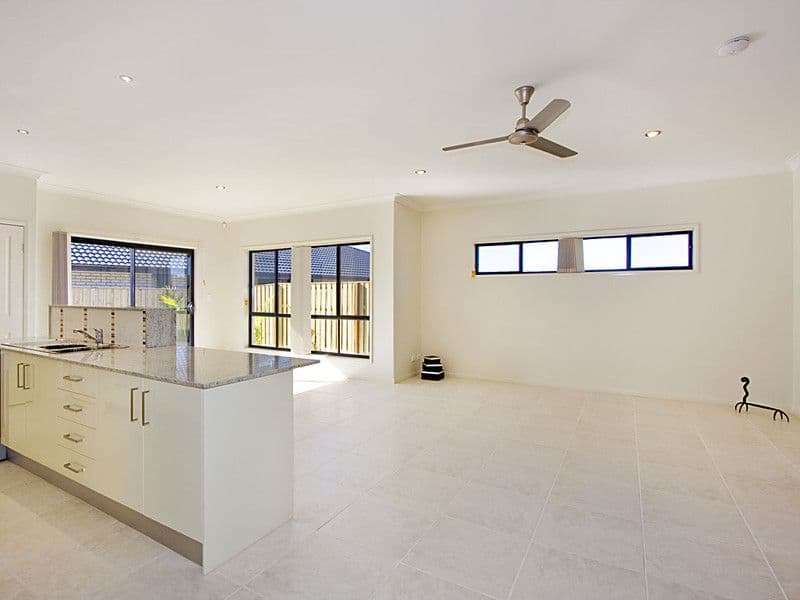 38 Kingsford Drive, UPPER COOMERA QLD 4209, Upper Coomera - Thumbnail 2