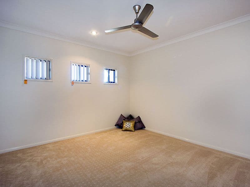 38 Kingsford Drive, UPPER COOMERA QLD 4209, Upper Coomera - Thumbnail 5