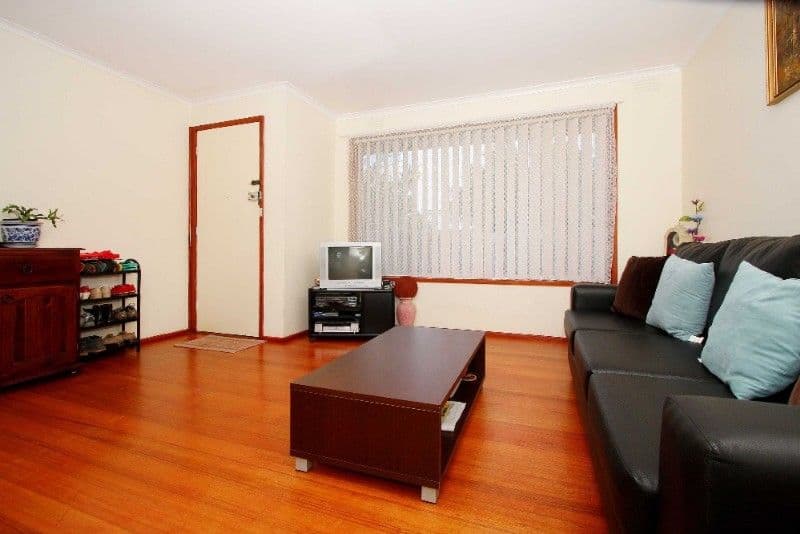 5 Louis Street, RESERVOIR VIC 3073, Reservoir - Thumbnail 2