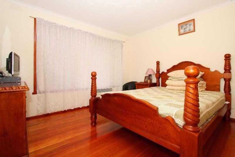 5 Louis Street, RESERVOIR VIC 3073, Reservoir - Thumbnail 4