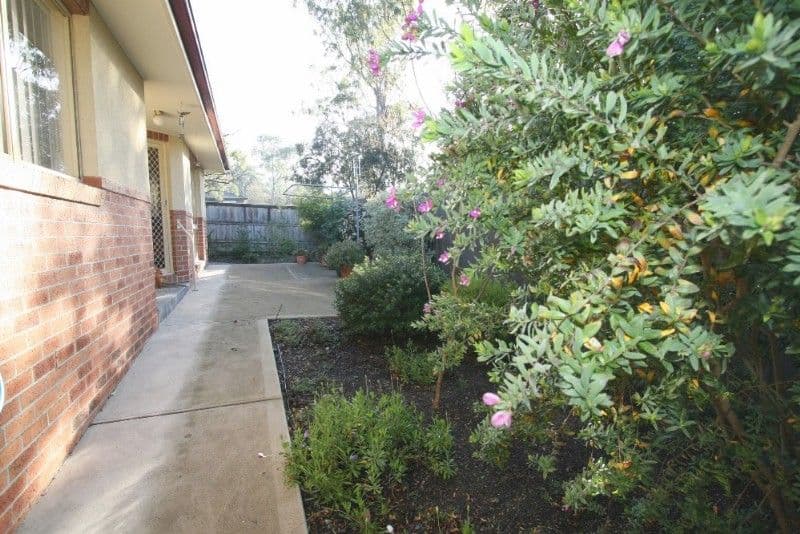 110 St Helena Road, GREENSBOROUGH VIC 3088, Greensborough - Thumbnail 5