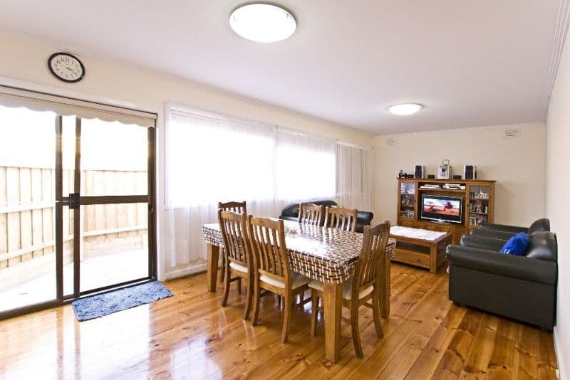 70 Leonard Avenue, GLENROY VIC 3046, Glenroy - Thumbnail 7