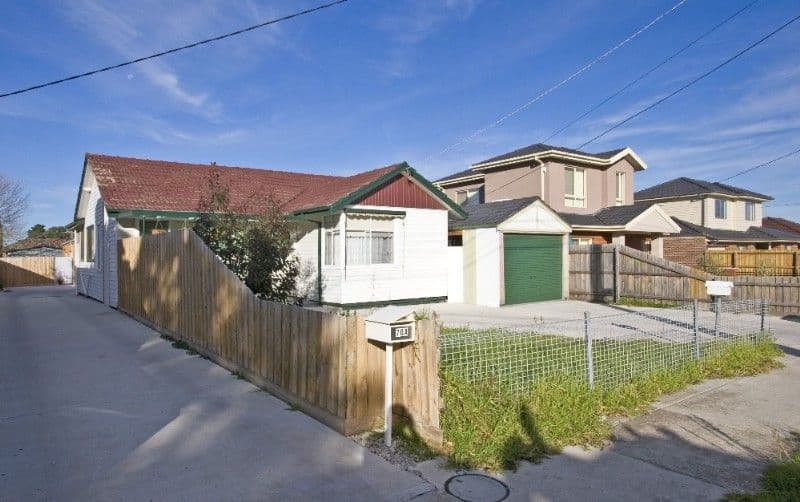 70 Leonard Avenue, GLENROY VIC 3046, Glenroy - Thumbnail 8