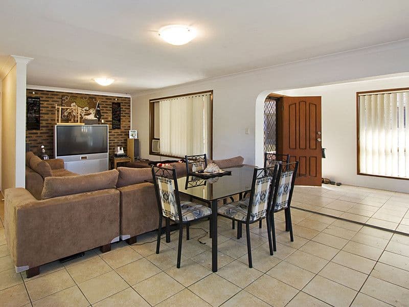 2220 Gold Coast Highway, MERMAID BEACH QLD 4218, Mermaid Beach - Thumbnail 2