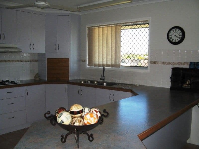 13 Kristy Crescent, EIMEO QLD 4740, Eimeo - Thumbnail 3