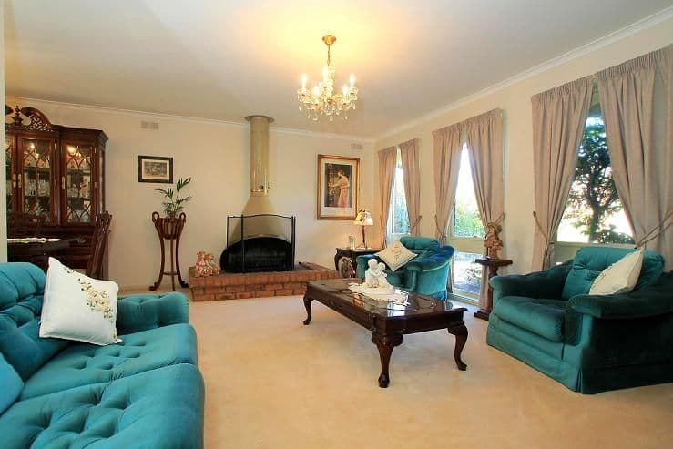 3 Loxton Avenue, WANTIRNA SOUTH VIC 3152, Wantirna South - Thumbnail 2