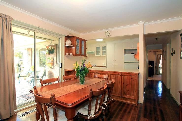 3 Loxton Avenue, WANTIRNA SOUTH VIC 3152, Wantirna South - Thumbnail 5