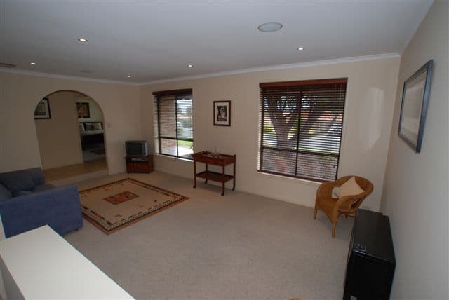 7 Dickerson Way, REDWOOD PARK SA 5097, Redwood Park - Thumbnail 2