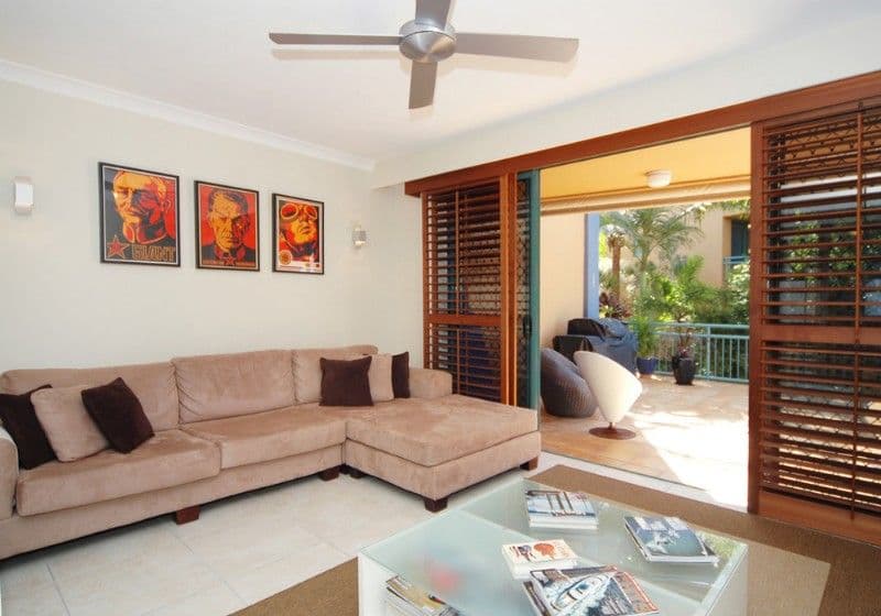 955 Gold Coast HigHighway, PALM BEACH QLD 4221, Palm Beach - Thumbnail 4
