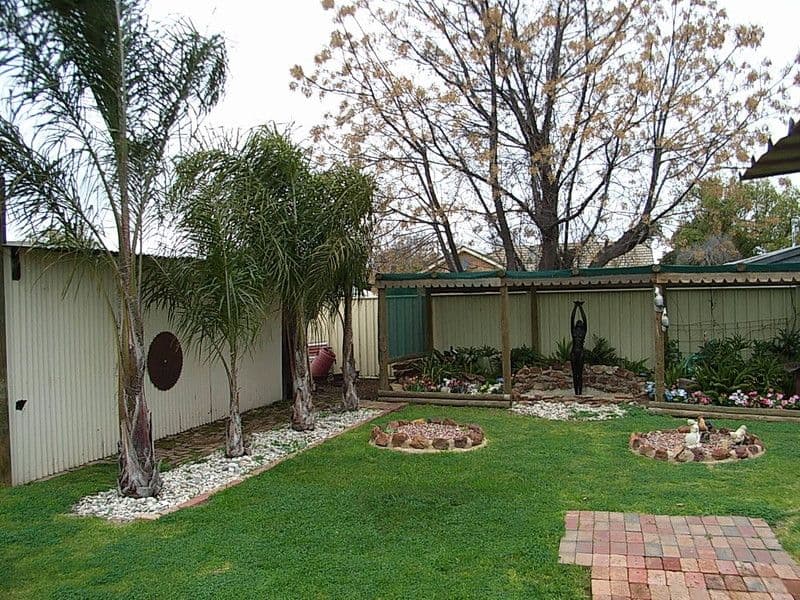 9 Freeman Street, ECHUCA VIC 3564, Echuca - Thumbnail 2