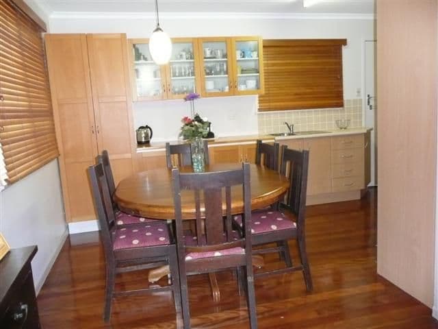 8 Joachim Street, HOLLAND PARK WEST QLD 4121, Holland Park West - Thumbnail 4