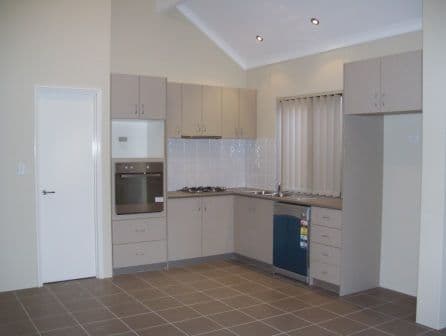 2  Daffodil Road, CANNING VALE WA 6155, Canning Vale - Thumbnail 3