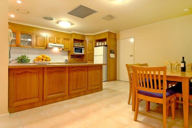 4 Yatama Court, GREENSBOROUGH VIC 3088, Greensborough - Thumbnail 4