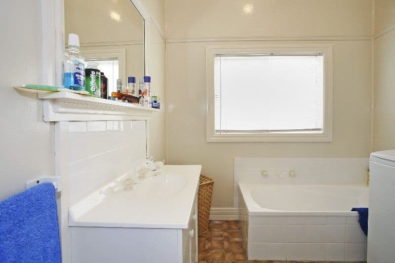 56 Collins Street, GEELONG WEST VIC 3218, Geelong West - Thumbnail 7