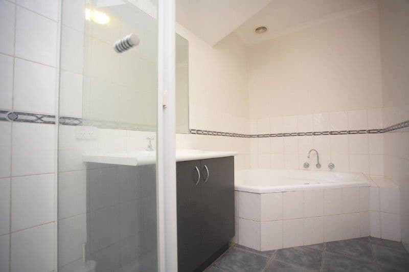 7 Birdie Street, MOUNT WAVERLEY VIC 3149, Mount Waverley - Thumbnail 5