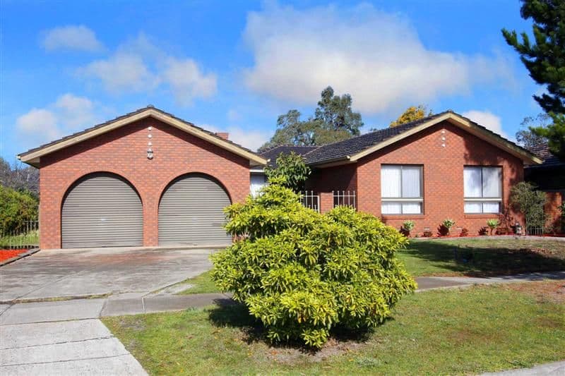 25 Daimler Avenue, KEILOR DOWNS VIC 3038, Keilor Downs - Image 1