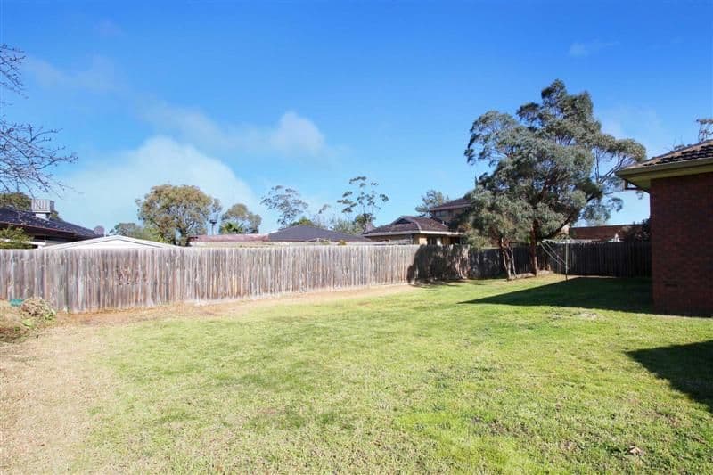 25 Daimler Avenue, KEILOR DOWNS VIC 3038, Keilor Downs - Thumbnail 8