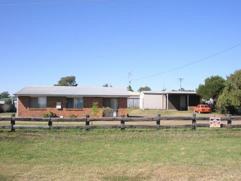 15 BOWDEN, PITTSWORTH QLD 4356, Pittsworth - Image 1