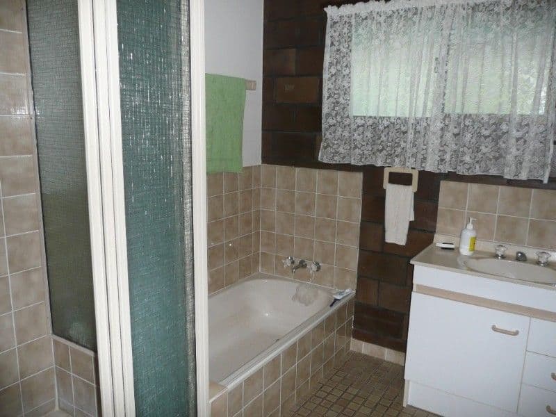 177 Walkers Road, SOUTH BINGERA QLD 4670, South Bingera - Thumbnail 6