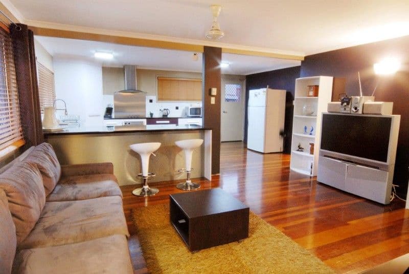 14 Manooka Drive, CANNONVALE QLD 4802, Cannonvale - Thumbnail 8