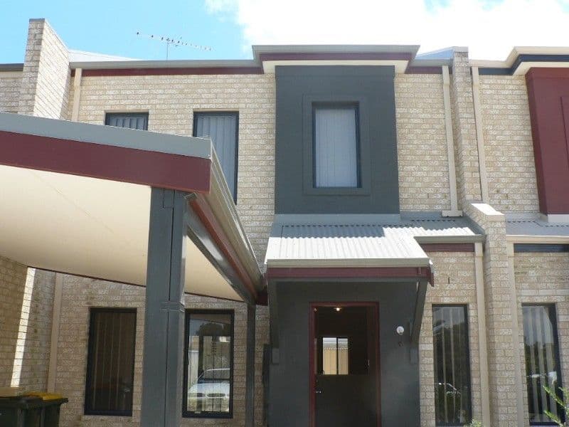 10 Gray Court, HAMILTON HILL WA 6163, Hamilton Hill - Image 1