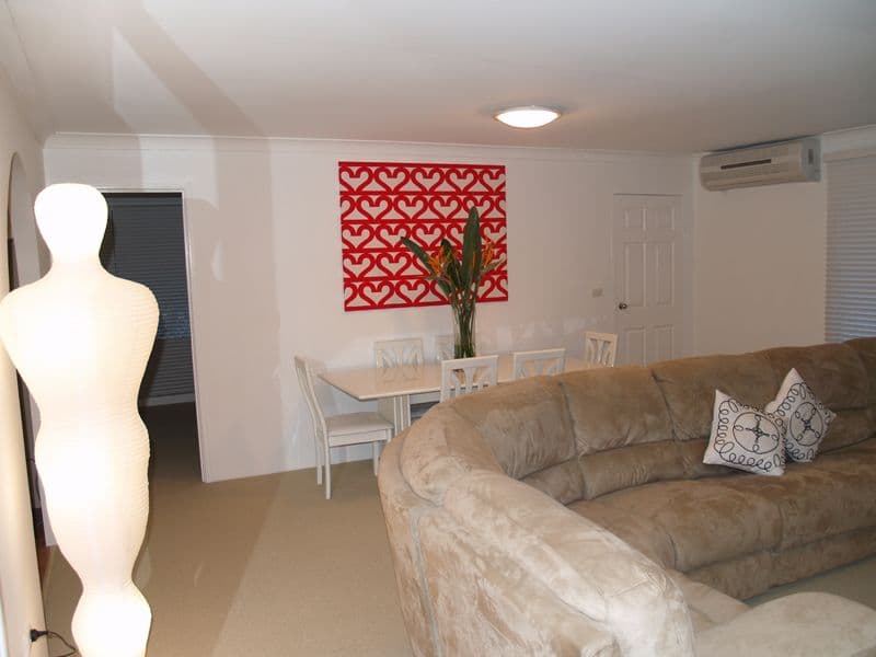 9 Tima Avenue, SURFERS PARADISE QLD 4217, Surfers Paradise - Thumbnail 2