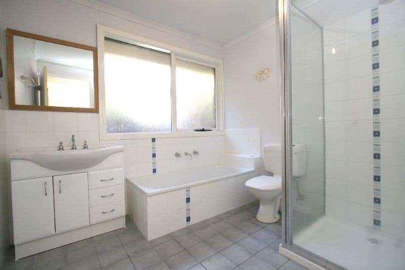 1 Kenwyn Court, GREENSBOROUGH VIC 3088, Greensborough - Thumbnail 5