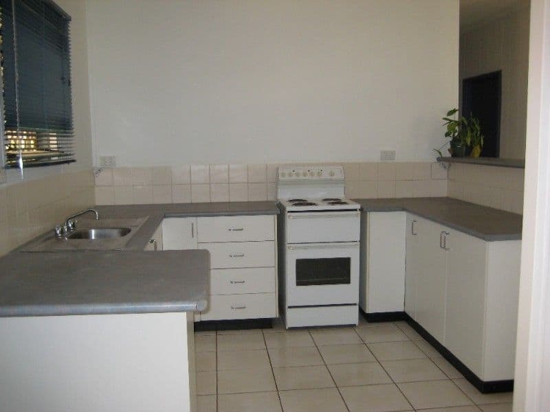 18 Sandalwood Crescent, KATHERINE NT 0850, Katherine - Thumbnail 2