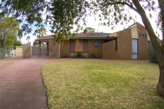 26 Sovereign Place, FORRESTFIELD WA 6058, Forrestfield - Thumbnail 2